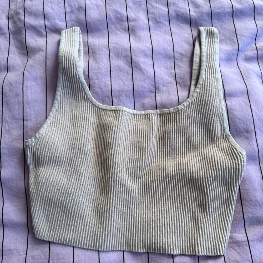 Aritzia Babaton Cream Ribbed Crop Top